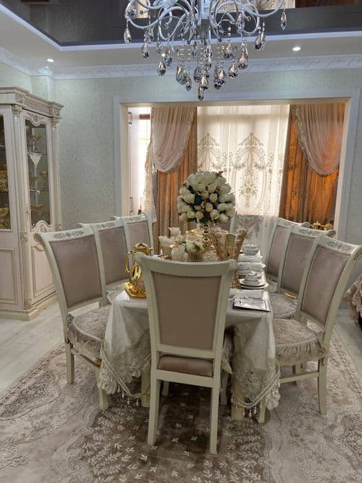 Срочно продается квартира Ойбек 3 комнат