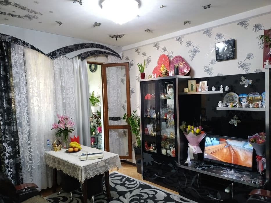 Продается квартира м.Новза  2*3/4/4 Чиланзар 3 квартал, аллея Гагарина