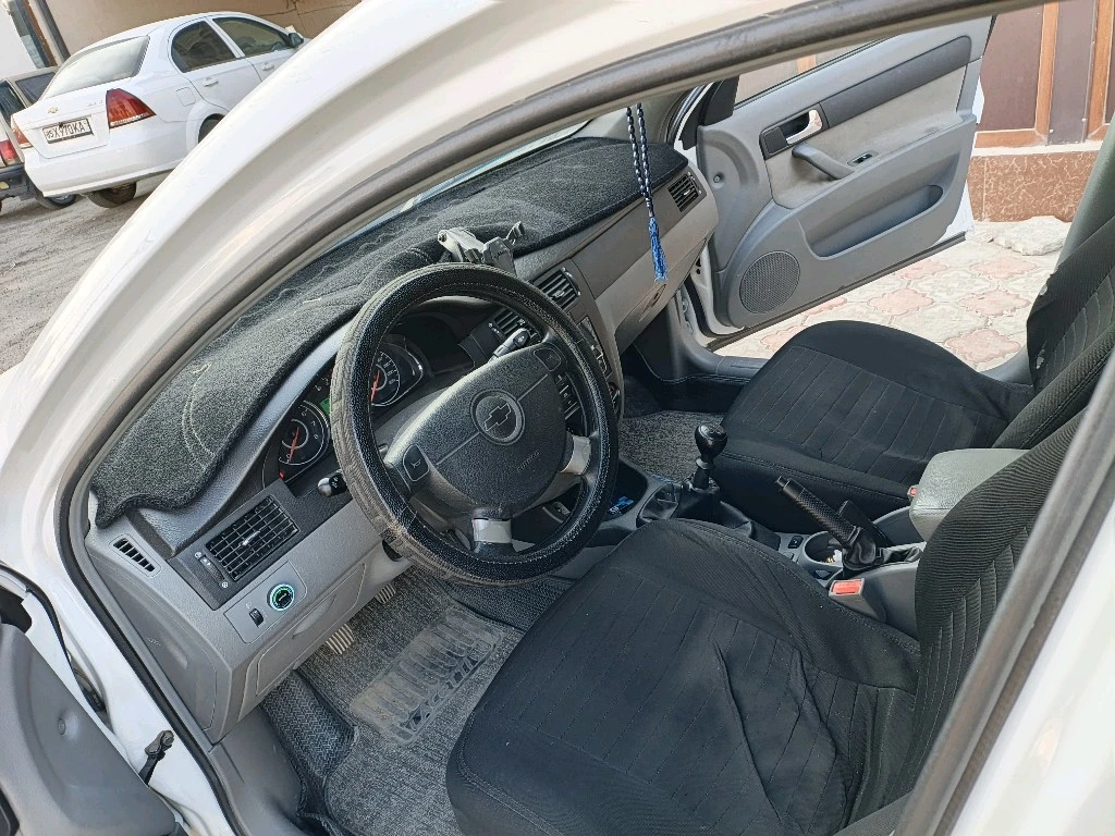 Chevrolet Lacetti 2021
